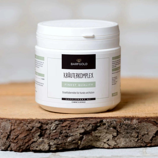 Kräuterkomplex 250 g Dose für Hunde auf Holzbrett, Ergänzungsfuttermittel, erlesene Kräutermischung.